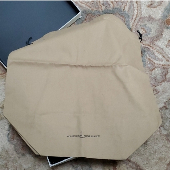 Golden Goose Theodora Alaska booties - Picture 13 of 16